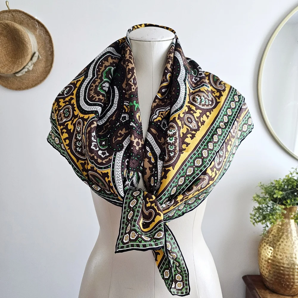 2012 Talbots 100% Silk Elegant Paisley Square Bandana 34